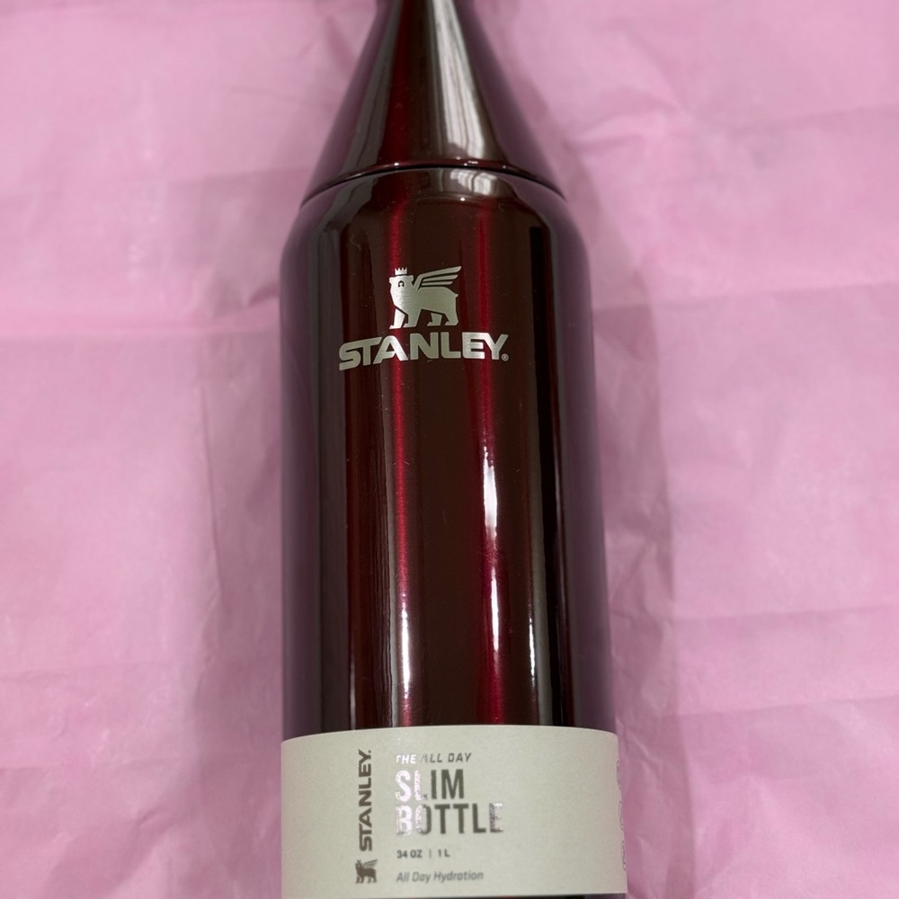 NEW Stanley GARNET SHINY ALL DAY SLIM 34Oz